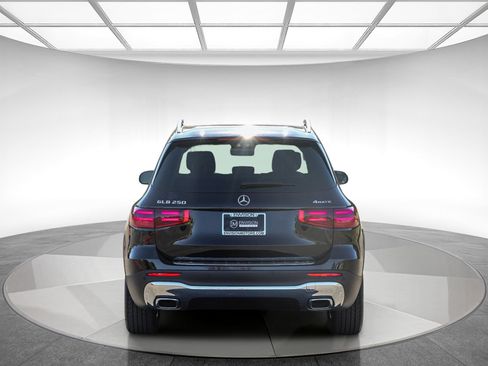 Certified 2026 Mercedes-Benz GLB 250 GLB 250 image 3