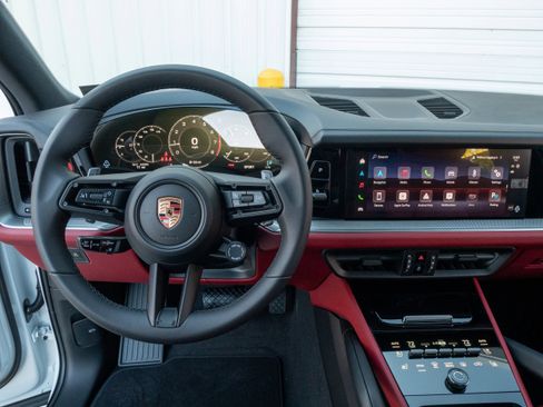 New 2026 Porsche Cayenne AWD/4WD image 22