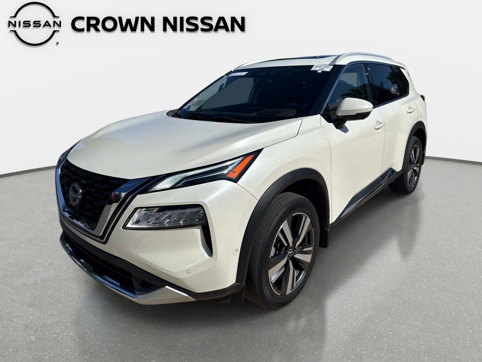 Certified 2023 Nissan Rogue Platinum w/ Platinum Premium Package FWD image 2