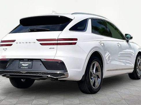 Certified 2026 Genesis GV70 2.5T AWD/4WD image 12