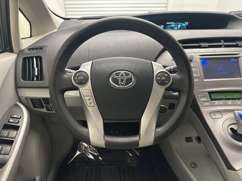 Used 2012 Toyota Prius Two image 18