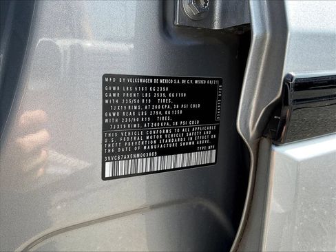 Used 2022 Volkswagen Tiguan SE R-Line FWD image 19