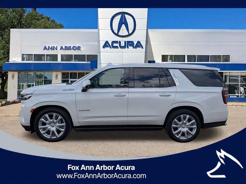 Used 2023 Chevrolet Tahoe High Country AWD/4WD image 2
