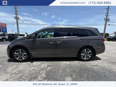 Used 2015 Honda Odyssey Touring Elite image 6