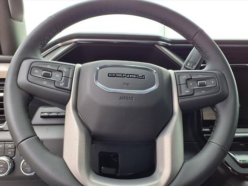 New 2026 GMC Sierra 2500 Denali w/ Denali Reserve Package AWD/4WD image 13