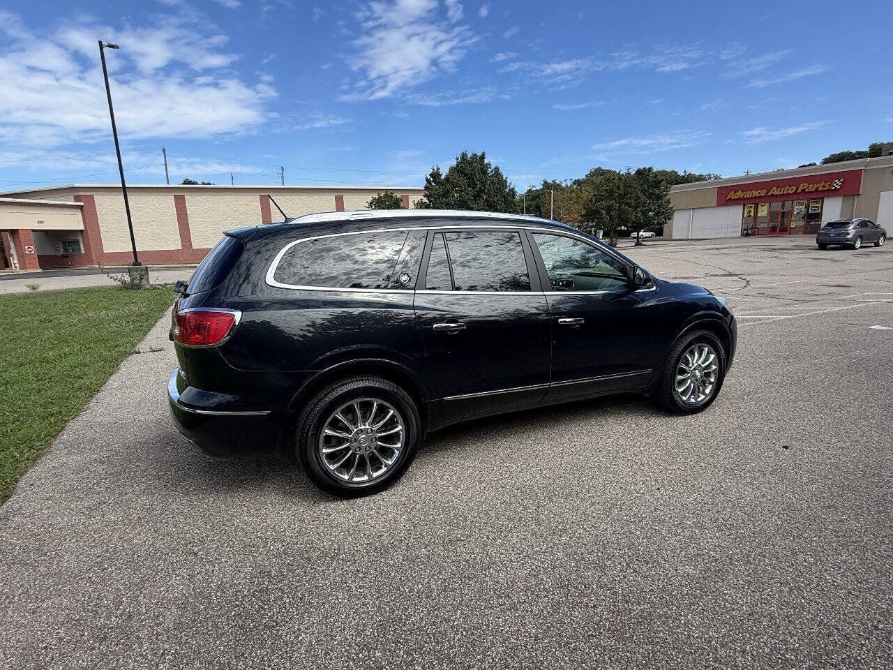 Used 2014 Buick Enclave Leather AWD/4WD image 4