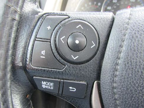 Used 2015 Toyota RAV4 Limited AWD/4WD image 17