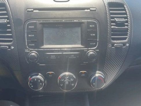 Used 2016 Kia Forte Koup EX FWD image 20