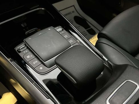Certified 2023 Mercedes-Benz GLA 250 4MATIC image 31