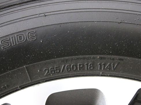 Used 2019 Ford F150 XLT w/ Equipment Group 302A Luxury image 40