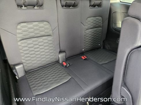 Used 2026 Nissan Pathfinder SV FWD image 15
