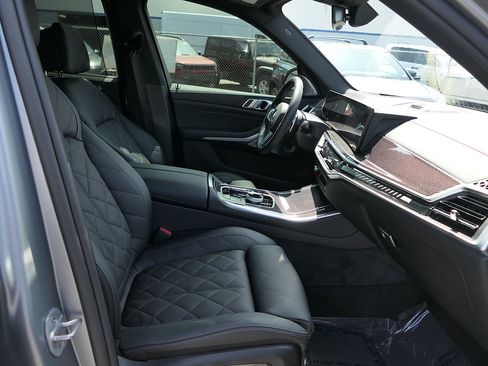 Used 2025 BMW X5 M60i w/ Executive Package AWD/4WD image 28