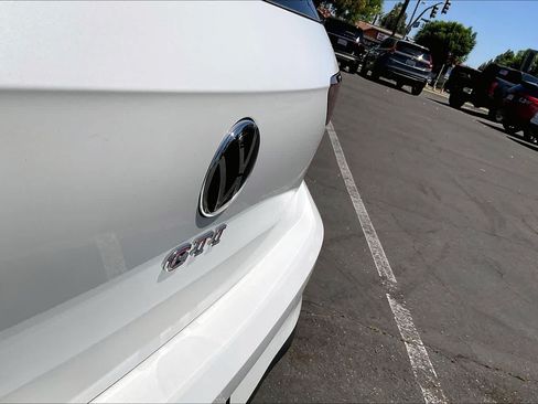 Used 2024 Volkswagen GTI Autobahn FWD image 29