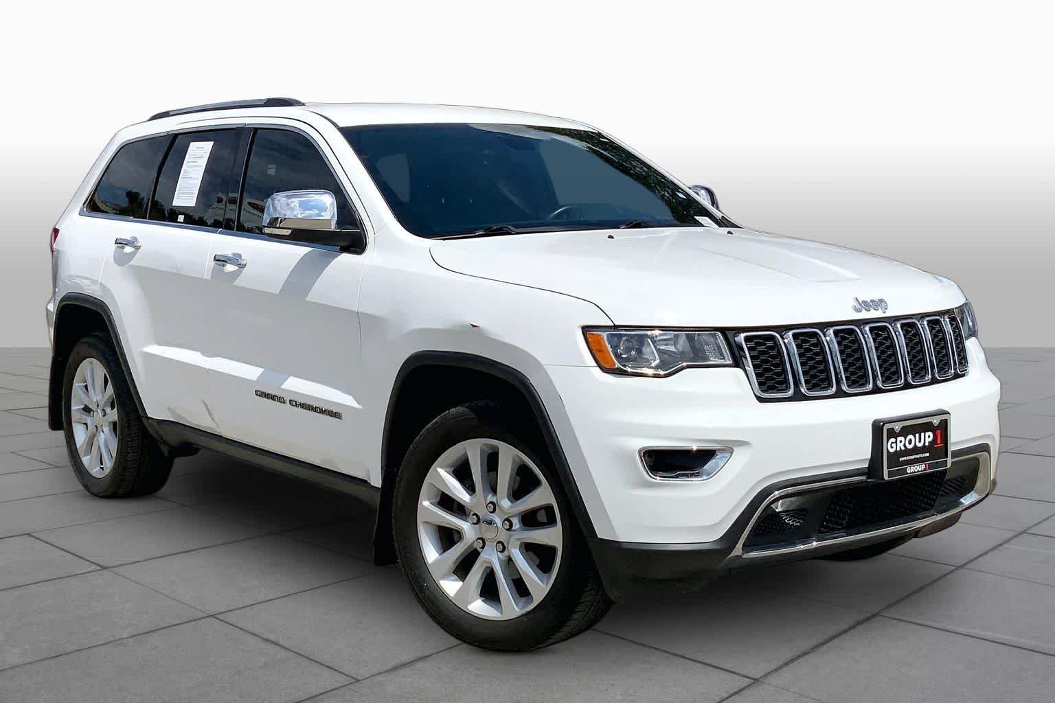 Used 2017 Jeep Grand Cherokee Limited AWD/4WD image 3