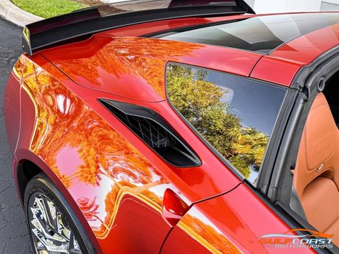 Used 2015 Chevrolet Corvette Z06 w/ 3LZ Preferred Equipment Group image 72