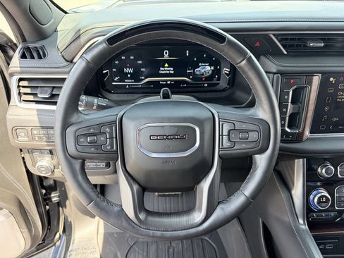 Used 2024 GMC Yukon Denali Ultimate AWD/4WD image 23