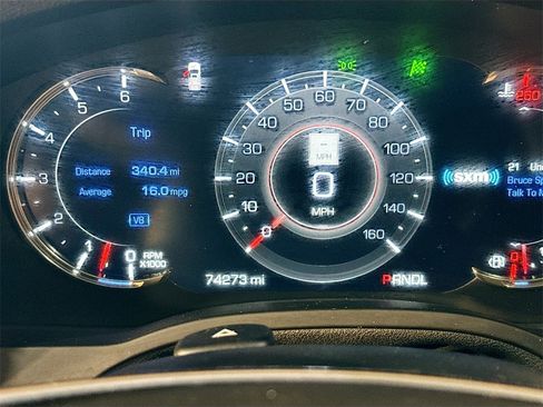 Used 2018 Cadillac Escalade Premium Luxury image 13