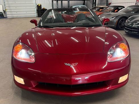 Used 2008 Chevrolet Corvette Convertible w/ Preferred Equipment Group RWD image 3