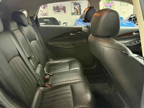 Used 2016 INFINITI QX50 AWD image 12