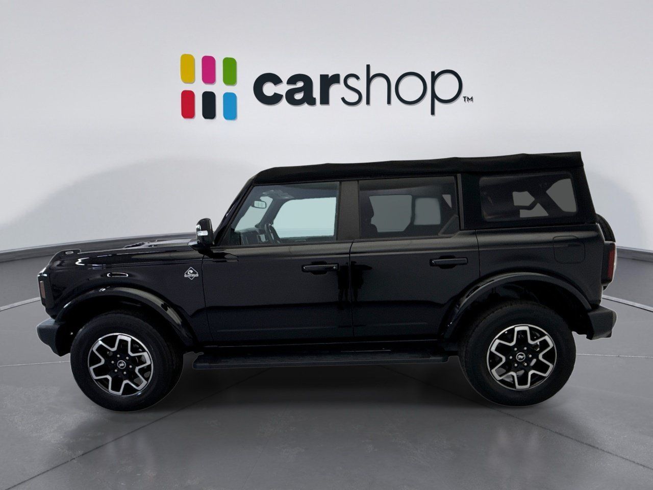 Used 2023 Ford Bronco Outer Banks AWD/4WD image 2