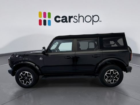 Used 2023 Ford Bronco Outer Banks AWD/4WD image 2