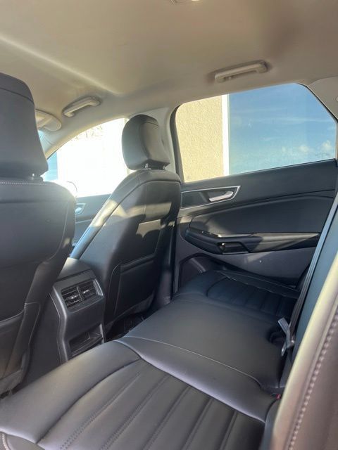 Used 2021 Ford Edge SEL w/ Convenience Package AWD/4WD image 5