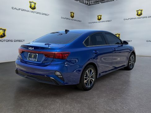 Used 2022 Kia Forte LXS w/ LXS Technology Package FWD image 5