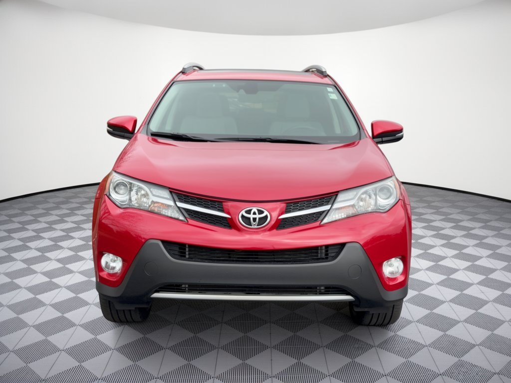 Used 2015 Toyota RAV4 Limited w/ Technology Package AWD/4WD image 6