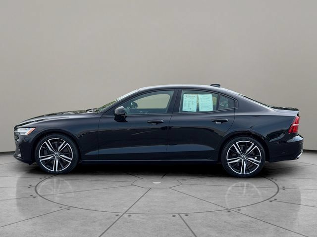 Used 2019 Volvo S60 T6 R-Design AWD/4WD image 3