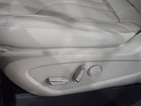 Used 2019 Lincoln Nautilus Reserve w/ Driver Assistance Package image 20