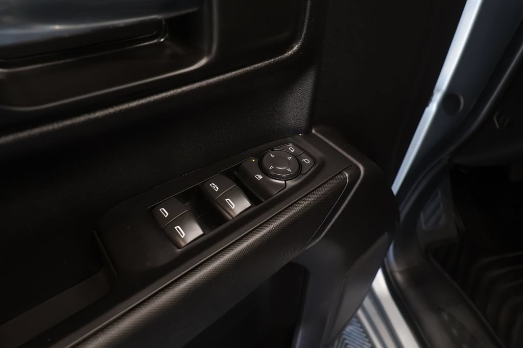Used 2025 Chevrolet Silverado 1500 Custom w/ Turbomax Blackout Package RWD image 16