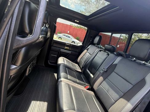 Used 2019 Ford F150 Raptor w/ Equipment Group 802A Luxury AWD/4WD image 12