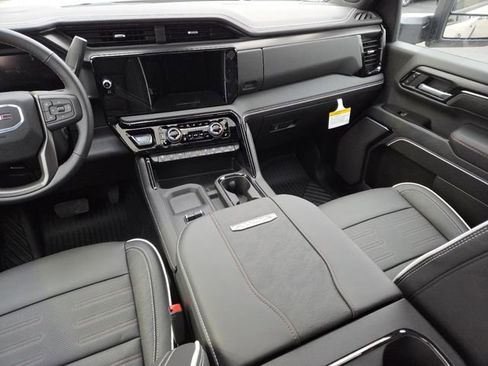 New 2026 GMC Sierra 2500 AT4X image 34