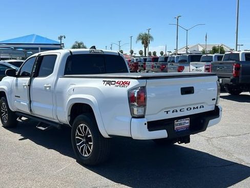 Used 2023 Toyota Tacoma TRD Sport w/ Advanced Technology Package AWD/4WD image 5