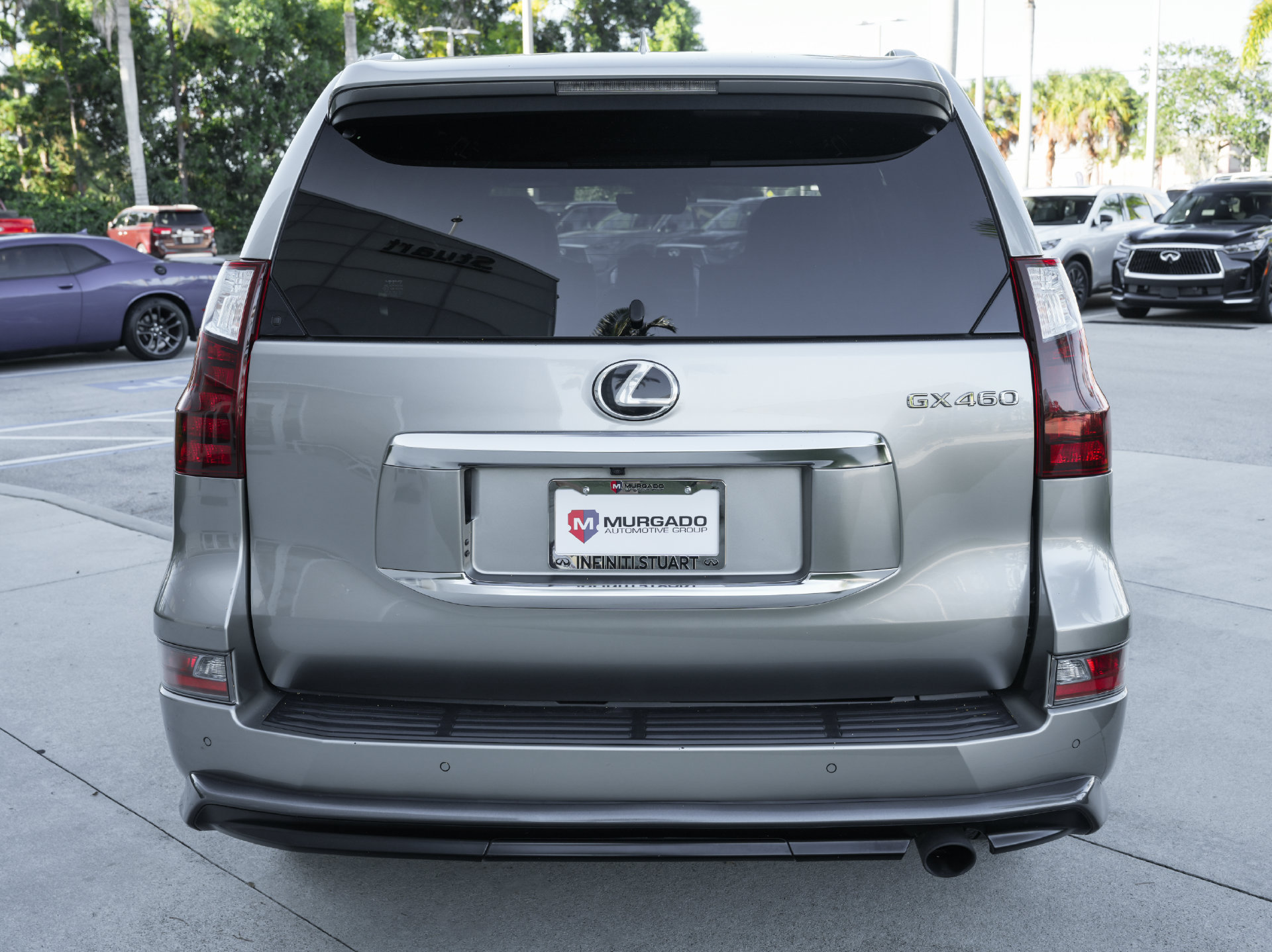 Used 2022 Lexus GX 460 Premium w/ Accessory Package AWD/4WD image 27