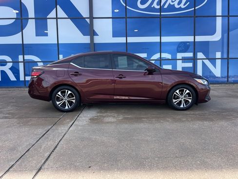 Used 2023 Nissan Sentra SV image 4