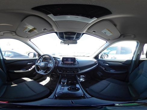 Used 2025 Nissan Rogue SV FWD image 44