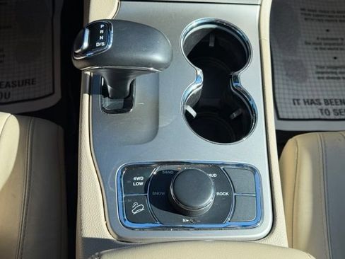 Used 2014 Jeep Grand Cherokee Limited AWD/4WD image 29
