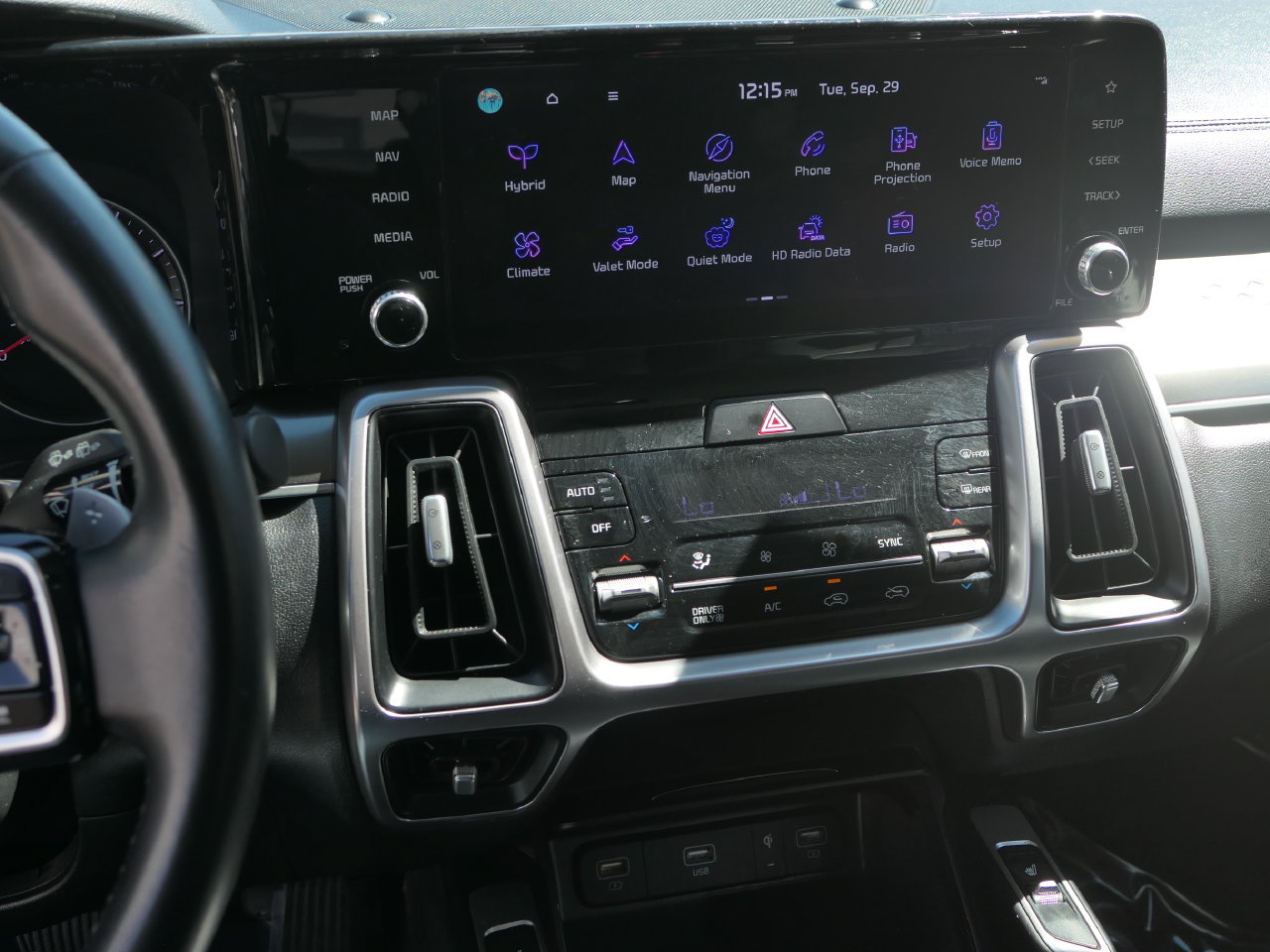 Used 2023 Kia Sorento EX w/ Panoramic Sunroof Package AWD/4WD image 21
