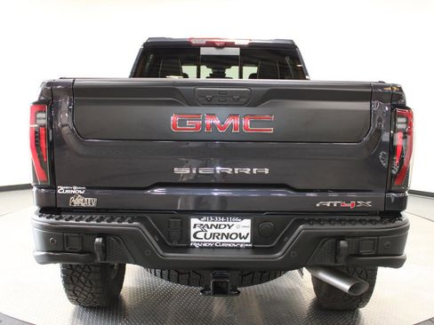 Used 2025 GMC Sierra 2500 AT4X w/ AT4X AEV Edition AWD/4WD image 11