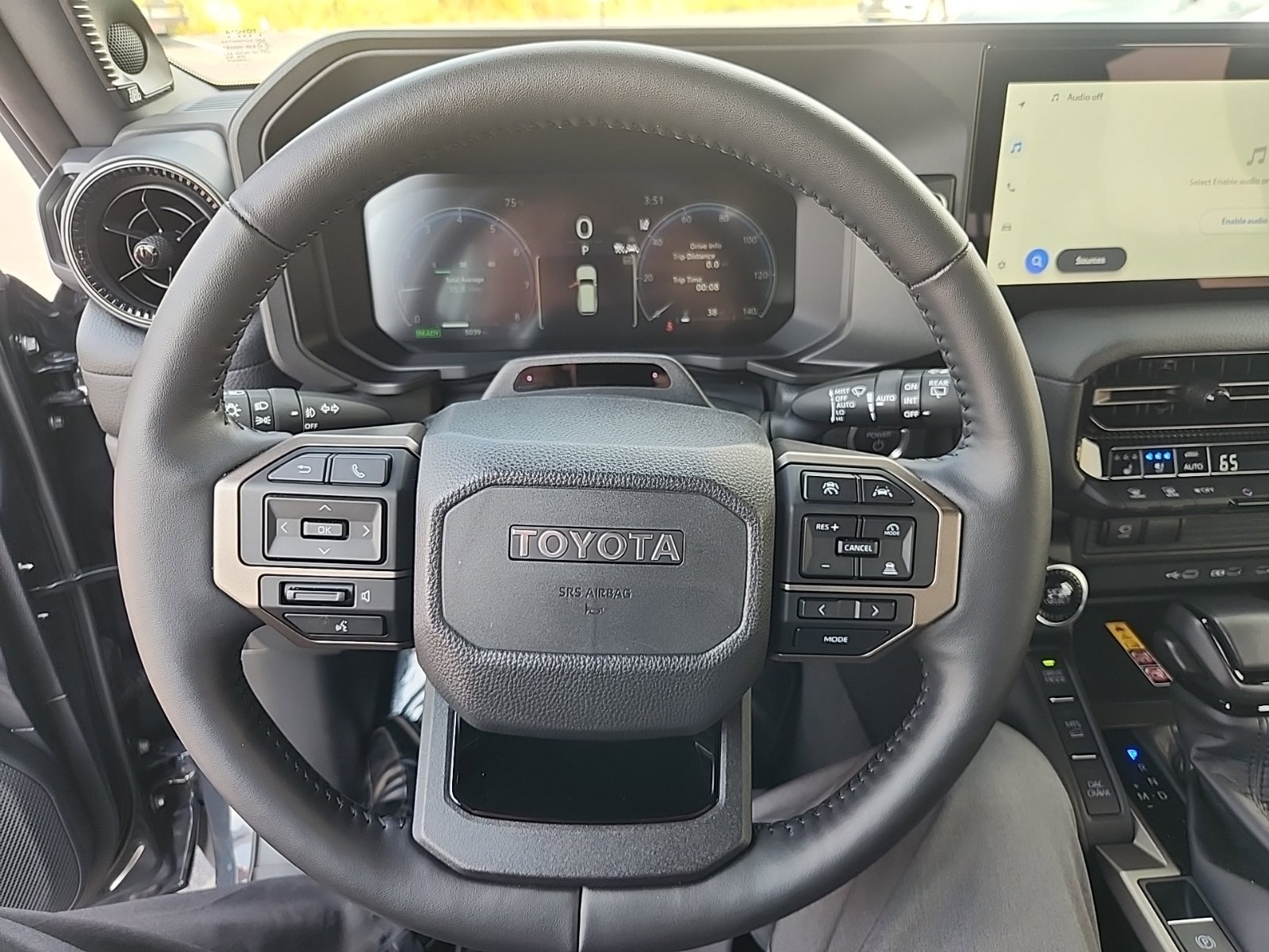 Used 2026 Toyota Land Cruiser w/ Premium Package AWD/4WD image 17