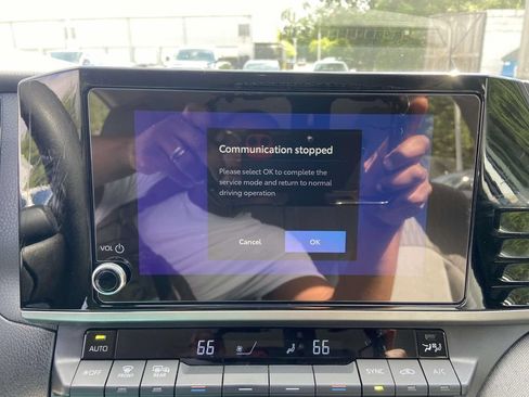 Used 2025 Toyota Camry LE w/ Convenience Package FWD image 23