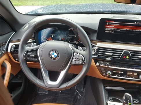Used 2022 BMW 540i w/ Convenience Package RWD image 20