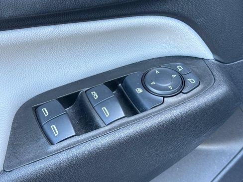 Used 2024 Chevrolet Equinox LS w/ LS Convenience Package FWD image 13