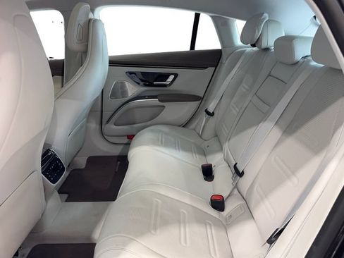 Used 2022 Mercedes-Benz EQS AMG 4MATIC image 19