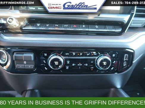 New 2026 GMC Sierra 2500 SLT w/ SLT Premium Package AWD/4WD image 17