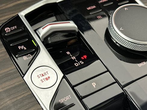 Used 2024 BMW X5 xDrive50e w/ Parking Assistance Package image 21