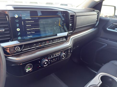 Used 2022 Chevrolet Silverado 1500 RST image 22