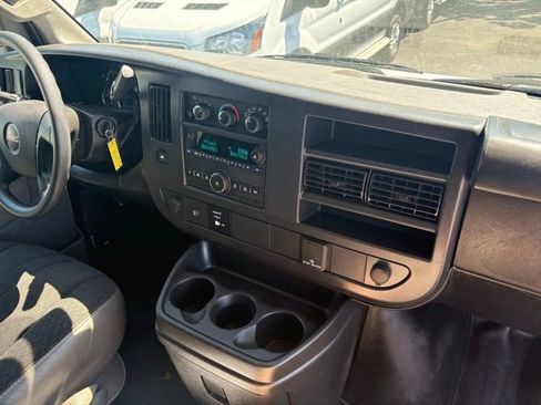 Used 2024 GMC Savana 2500 w/ Driver Convenience Package RWD image 23