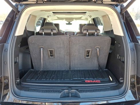 Used 2021 GMC Acadia Denali w/ Denali Ultimate Package image 24